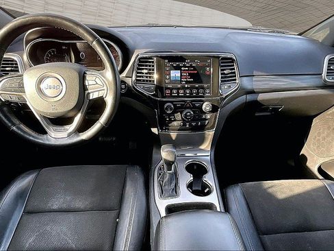 Used 2021 Jeep Grand Cherokee Laredo X RWD image 13