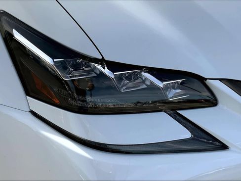 Used 2018 Lexus GS F image 27