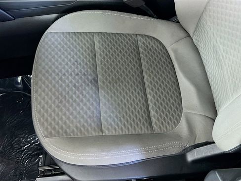 Used 2022 Ford Escape SE w/ SE Sport Appearance Package FWD image 19