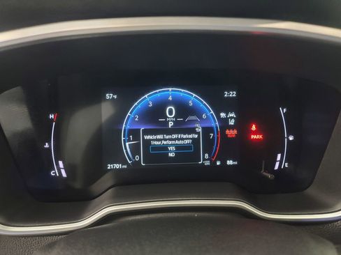 Used 2025 Toyota Corolla Cross XLE image 29