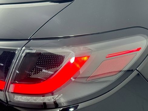 Used 2024 Honda HR-V Sport image 29