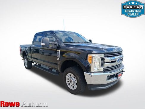 Used 2017 Ford F250 XLT w/ FX4 Off-Road Package AWD/4WD image 1