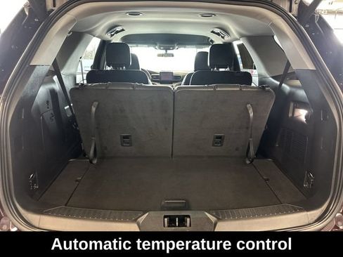 Used 2023 Ford Explorer XLT w/ Equipment Group 202A AWD/4WD image 7