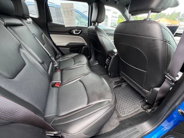 Used 2023 Jeep Compass Limited AWD/4WD image 33