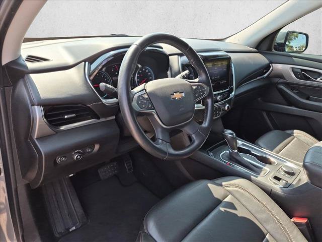Used 2020 Chevrolet Traverse LT w/ Driver Confidence II Package FWD image 10