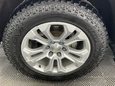 Used 2022 Chevrolet Silverado 1500 LTZ w/ LTZ Premium Package image 27