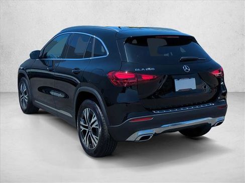 Certified 2026 Mercedes-Benz GLA 250 image 11