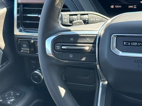 Used 2025 GMC Yukon XL Denali AWD/4WD image 19