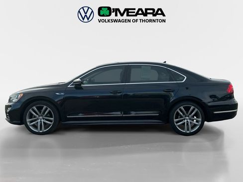 Used 2017 Volkswagen Passat 1.8T R-Line image 2