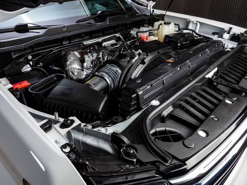 Used 2024 Chevrolet Silverado 2500 High Country w/ Technology Package image 40