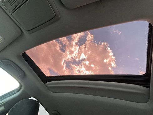 Used 2010 Honda Accord EX image 31