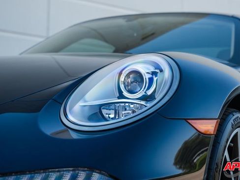 Used 2015 Porsche 911 Carrera image 58