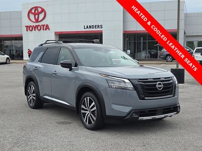Used 2023 Nissan Pathfinder Platinum