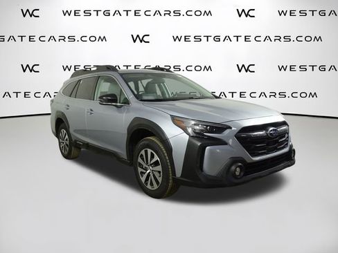 Used 2023 Subaru Outback Premium image 2