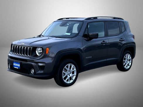 Used 2021 Jeep Renegade Latitude image 1