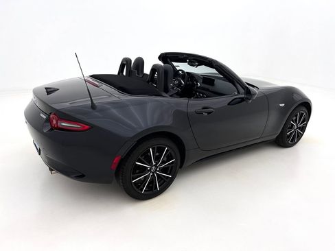 Used 2024 MAZDA MX-5 Miata Grand Touring image 12