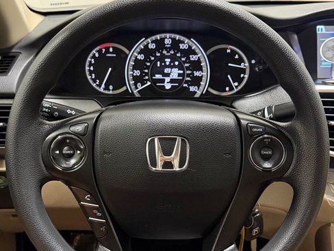 Used 2013 Honda Accord LX image 15