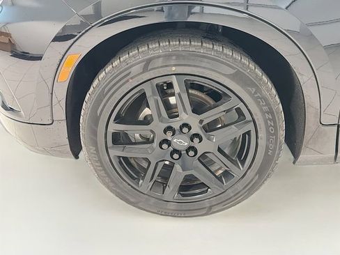 Certified 2020 Chevrolet Blazer Premier w/ Driver Confidence II Package image 28