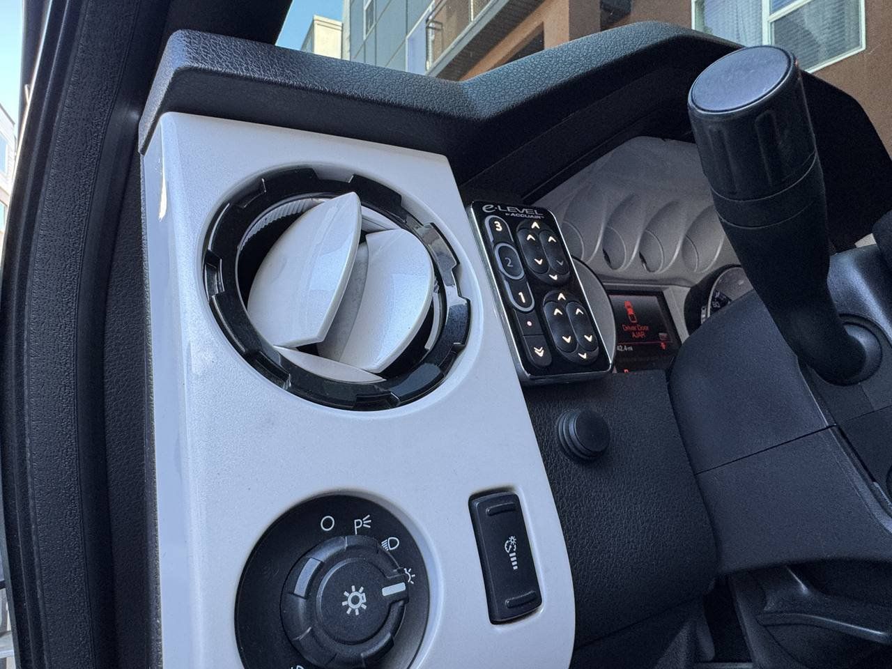 Used 2013 Ford F250 Platinum AWD/4WD image 32