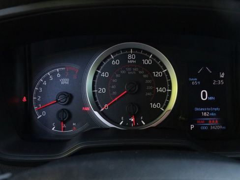 Used 2021 Toyota Corolla SE image 16