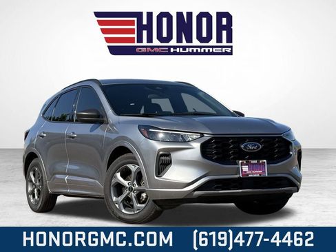 Used 2024 Ford Escape ST-Line image 1