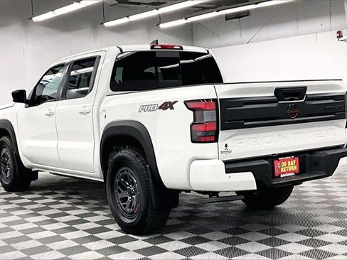 New 2025 Nissan Frontier PRO-4X image 3