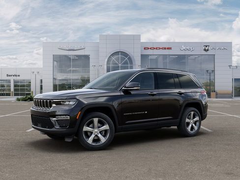 New 2025 Jeep Grand Cherokee Limited w/ Luxury Tech Group II image 31