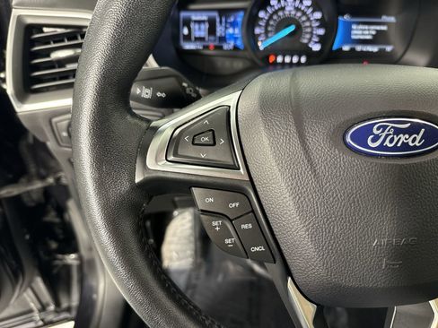 Used 2024 Ford Edge Titanium image 12