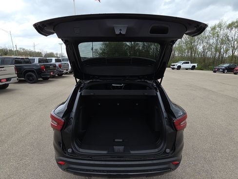 New 2026 Chevrolet Trax RS w/ Driver Confidence Package image 31