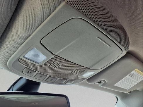 Used 2020 Ford Fusion SE FWD image 27