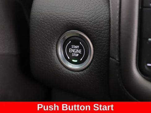 Used 2024 GMC Yukon Denali w/ Advanced Technology Package AWD/4WD image 25