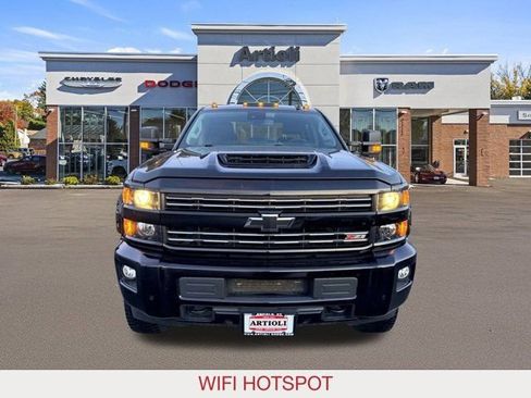 Used 2019 Chevrolet Silverado 2500 LTZ w/ Duramax Plus Package image 3