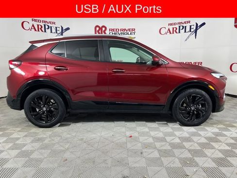 Used 2024 Buick Encore GX Sport Touring image 10
