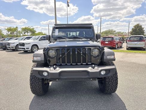 Used 2021 Jeep Gladiator Sport w/ Trailer Tow Package AWD/4WD image 8