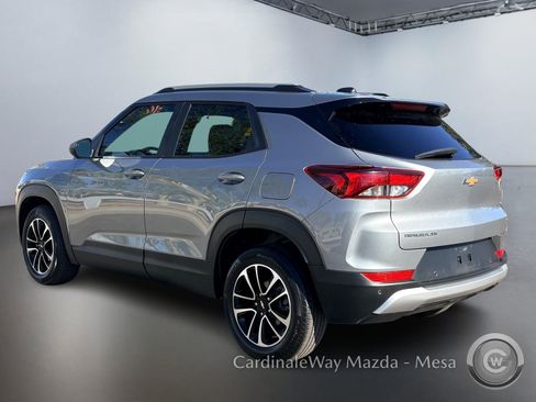 Used 2024 Chevrolet TrailBlazer LT w/ LPO, Blackout Package image 6