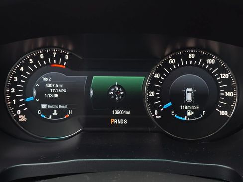 Used 2016 Ford Explorer Platinum AWD/4WD image 36