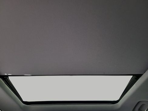 Used 2023 Ford Explorer Limited w/ Limited Technology Package image 27