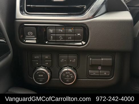 New 2026 GMC Yukon Denali w/ Denali Reserve Package AWD/4WD image 20