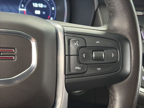 Used 2023 GMC Yukon XL SLT image 23