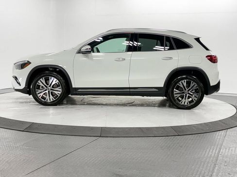 Certified 2026 Mercedes-Benz GLA 250 4MATIC image 4