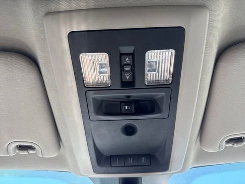 Used 2014 RAM 2500 Laramie w/ Convenience Group AWD/4WD image 35