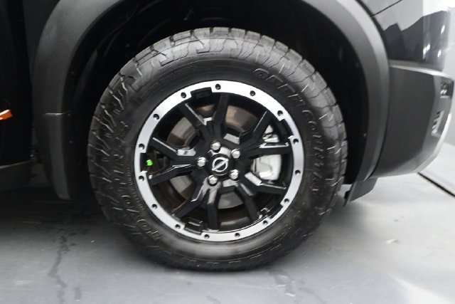 Used 2025 Nissan Pathfinder Rock Creek AWD/4WD image 16