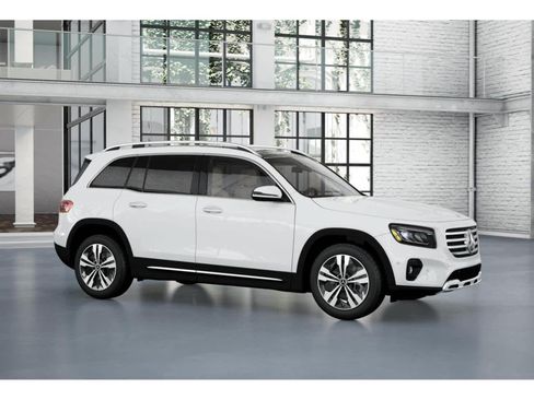 Certified 2026 Mercedes-Benz GLB 250 4MATIC image 13