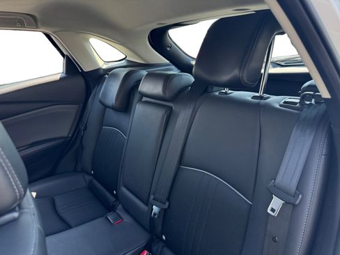Used 2019 MAZDA CX-3 Touring w/ Preferred Equipment Package FWD image 12