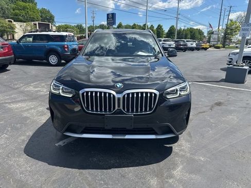 Used 2022 BMW X3 xDrive30i w/ Convenience Package AWD/4WD image 2