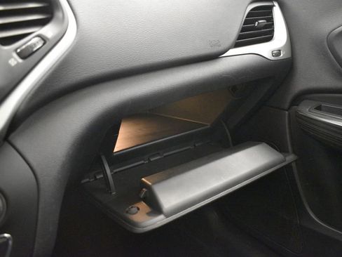 Certified 2016 Jeep Cherokee Trailhawk w/ Comfort/Convenience Group image 44