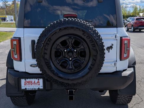 Used 2023 Ford Bronco Wildtrak AWD/4WD image 10