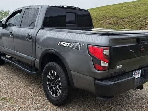 Used 2021 Nissan Titan PRO-4X w/ Pro-4x Convenience Package AWD/4WD image 4