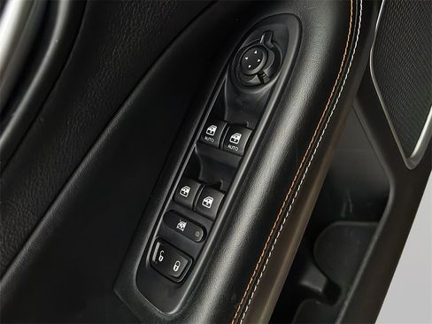 Used 2020 Jeep Compass Latitude w/ Popular Equipment Group image 9