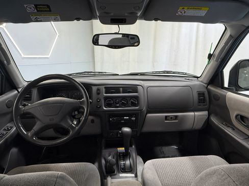 Used 2000 Mitsubishi Montero Sport XLS AWD/4WD image 23